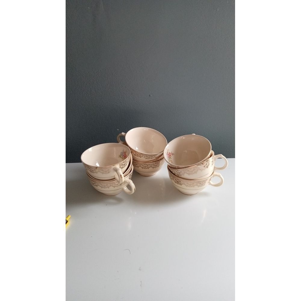 Vintage Cream Tea Cups with Delicate Floral Pattern and Gold Trim Set of‎ 6